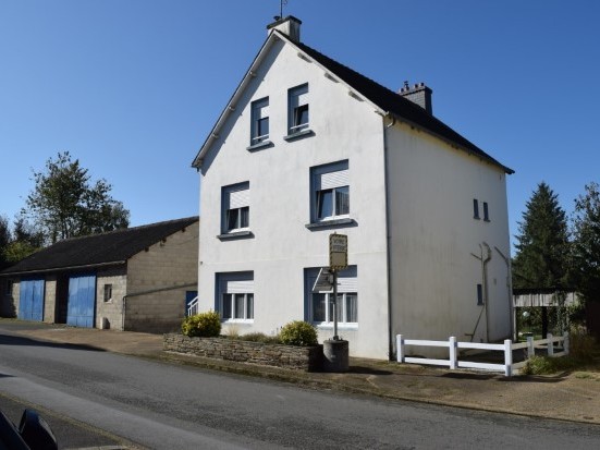 Maison 7 Pièces + Dépendance 22570 Saint-Gelven